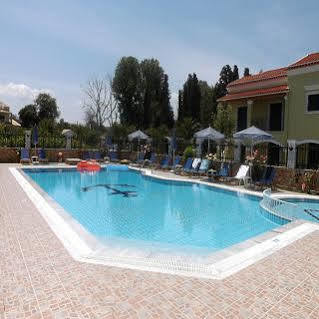 Makis Studios And Apartments Roda  Buitenkant foto