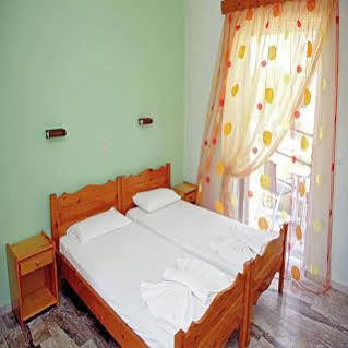 Makis Studios And Apartments Roda  Buitenkant foto